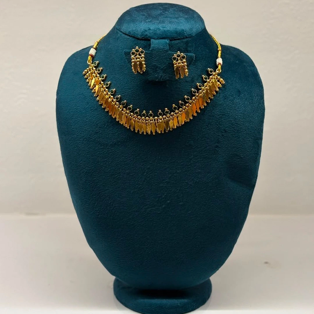 Traditional Coin-Style Necklace Set
